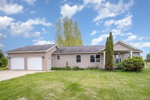 front view picture of 10745 W Remick Road, Blanchard, MI. 49310
