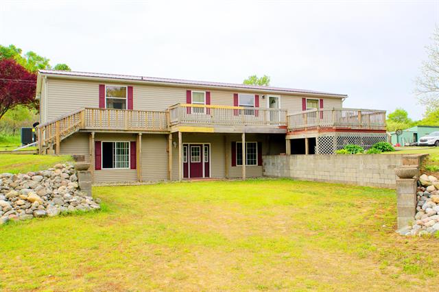 front view picture of 2989 E Madison Road, Hart, MI. 49420