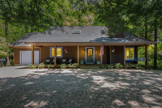 front view picture of 12215 Dunes Road, Sawyer, MI. 49125