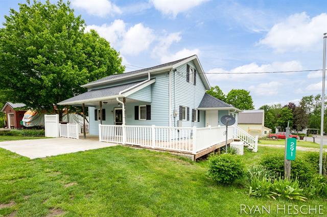 front view picture of 291 Church Street, Saranac, MI. 48881
