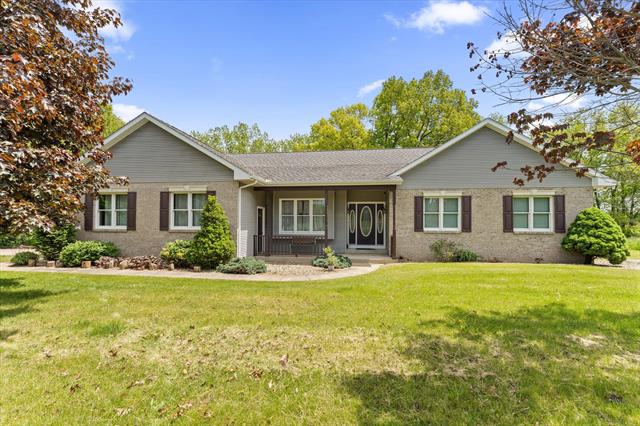 front view picture of 1975 Sage Road, Buchanan, MI. 49107