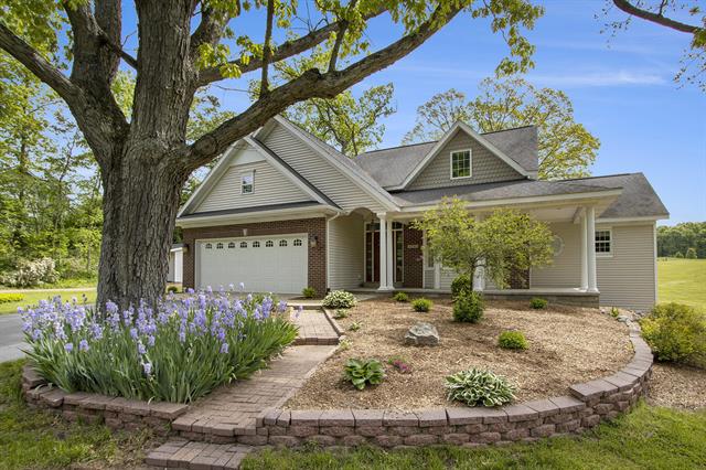 front view picture of 6541 S 6Th Street, Kalamazoo, MI. 49008