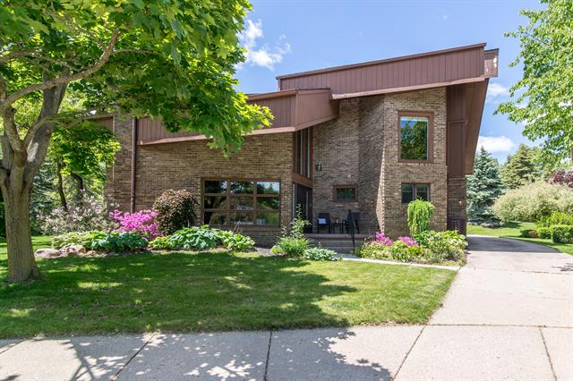 front view picture of 3007 Cedarbrook Road, Ann Arbor, MI. 48105