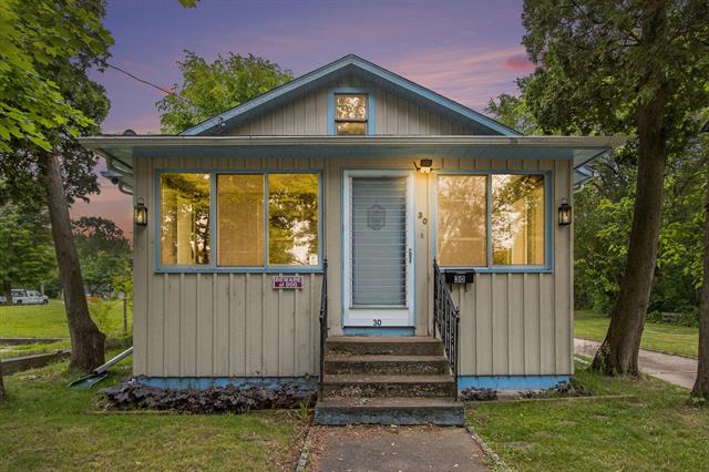 front view picture of 30 Cynthia Street, Battle Creek, MI. 49014