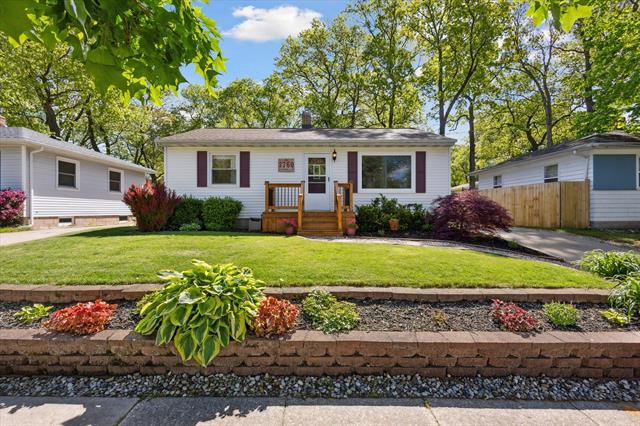 front view picture of 3760 Flamingo Avenue Sw, Wyoming, MI. 49509