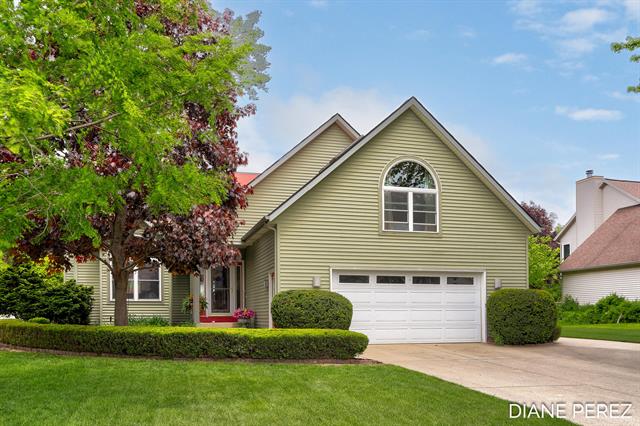 front view picture of 2157 Jacobusse Court, Holland, MI. 49424