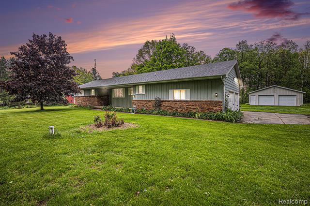 front view picture of 5120 Millis Road, North Branch, MI. 48461