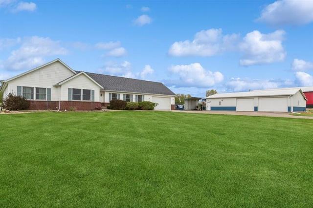 front view picture of 3025 Shawnee Road, Bridgman, MI. 49106