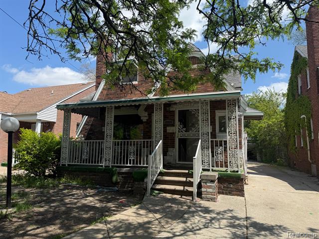 front view picture of 18468 Ilene Street, Detroit, MI. 48221