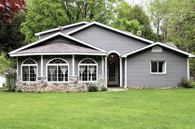 front view picture of 3690 Rau Road, West Branch, MI. 48661
