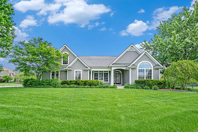 front view picture of 1001 Goodsell Street, Otsego, MI. 49078
