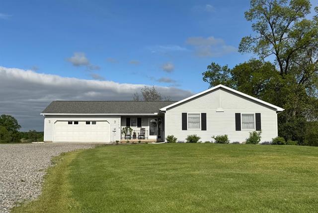 front view picture of 9561 Springville Highway, Onsted, MI. 49265