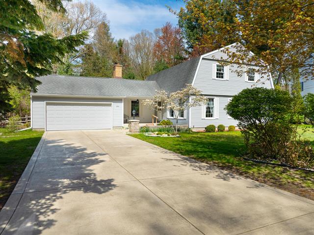 front view picture of 3894 Norton Hills Road, Muskegon, MI. 49441