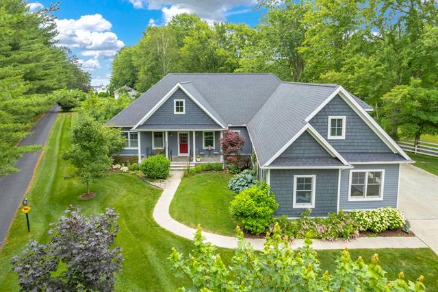 front view picture of 3905 Lakeshore Road, Lexington, MI. 48450