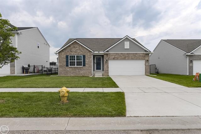 front view picture of 58530 Westmoore Circle, New Haven, MI. 48048
