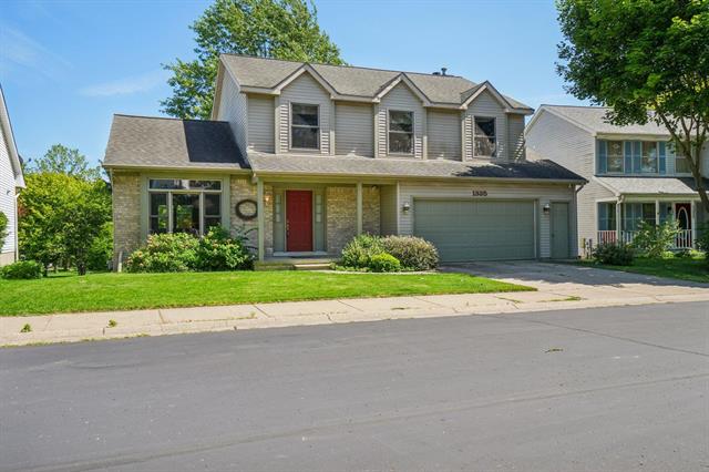 front view picture of 1335 Kelly Green Drive, Ann Arbor, MI. 48103