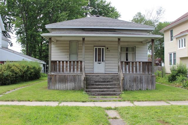 front view picture of 204 S Raymond Street, Bay City, MI. 48706