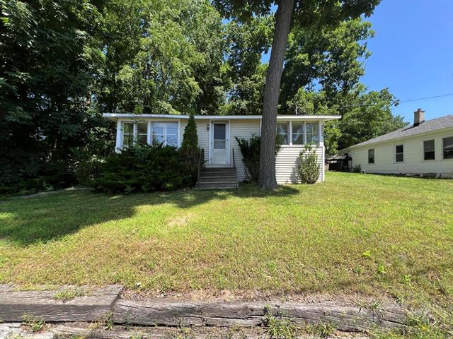 front view picture of 10904 Cora Drive, Portage, MI. 49002