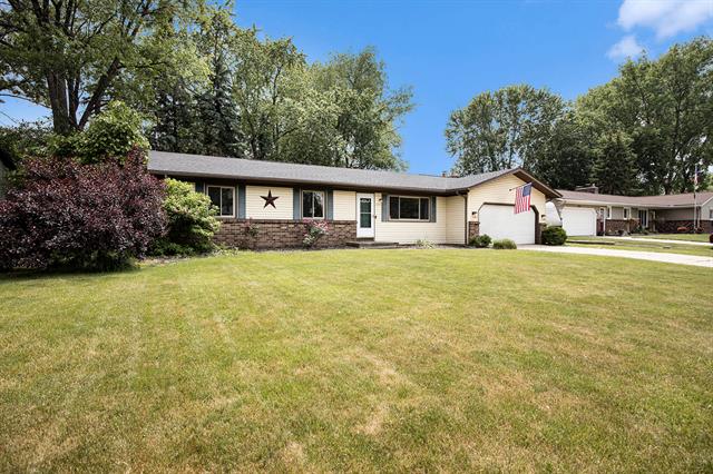 front view picture of 4308 Downing Street Se, Grand Rapids, MI. 49546