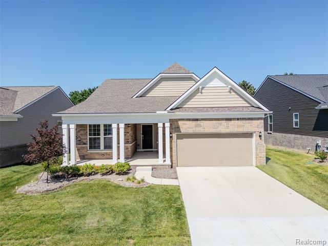 front view picture of 38731 Chasewood Court, Farmington, MI. 48335