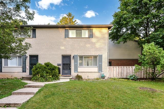 front view picture of 3061 Williamsburg Road, Ann Arbor, MI. 48108