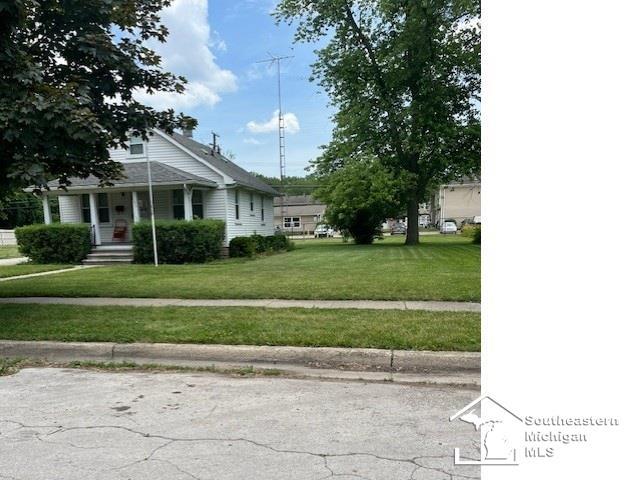 front view picture of 1270 Michigan Avenue, Monroe, MI. 48162