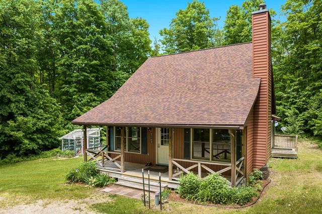 front view picture of 9031 Ne County Road 612, Kalkaska, MI. 49646