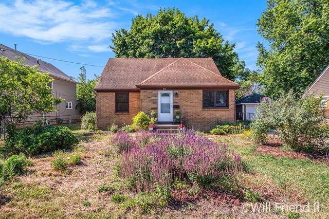 front view picture of 830 Blackburn Street Sw, Wyoming, MI. 49509