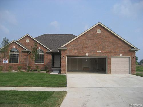 front view picture of 39229 Jefferson Avenue, Harrison Township, MI. 48045