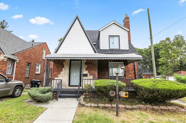 front view picture of 16800 Sorrento Street, Detroit, MI. 48235
