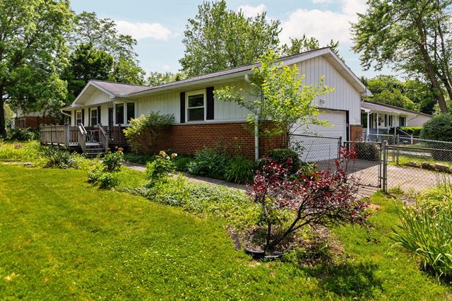 front view picture of 3250 Lorraine Street, Ann Arbor, MI. 48108