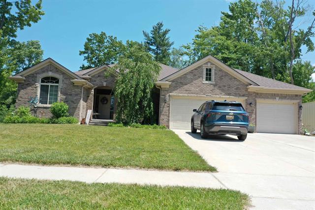 front view picture of 3944 Konstantine Drive, Fort Gratiot, MI. 48059