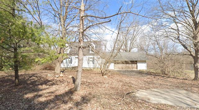 front view picture of 12910 Wilbur Road, Clinton, MI. 49236