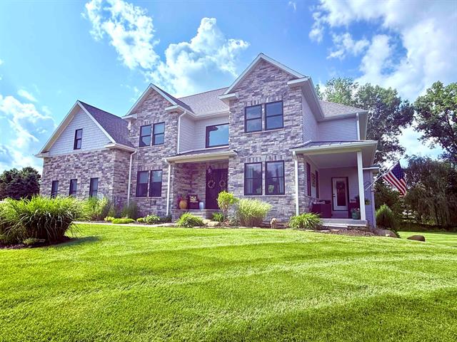 front view picture of 777 Stoneridge Drive, Mount Pleasant, MI. 48858