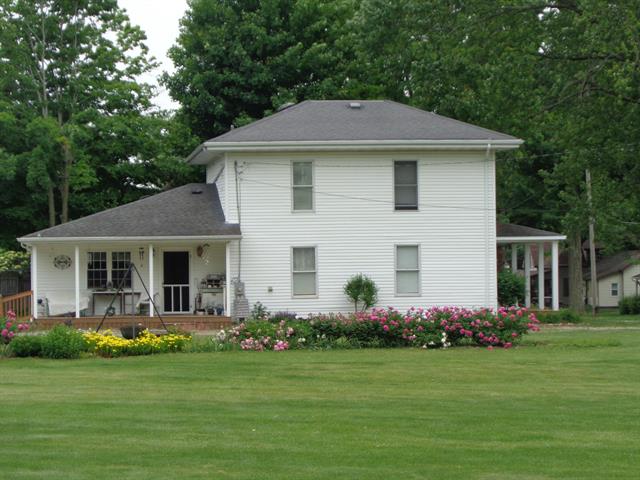 front view picture of 127 Wilber Street, North Adams, MI. 49262