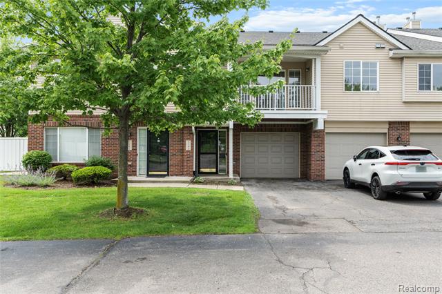 front view picture of 3343 Northpointe Boulevard, Melvindale, MI. 48122