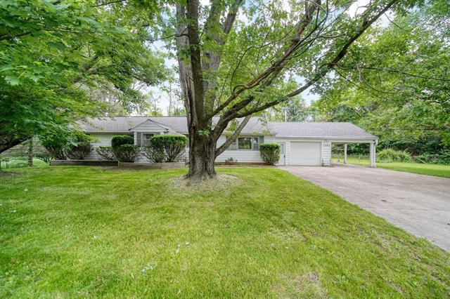 front view picture of 2380 O'leary Road, Jackson, MI. 49201