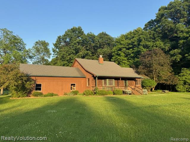 front view picture of 1955 Misty Meadow Lane, Lapeer, MI. 48446