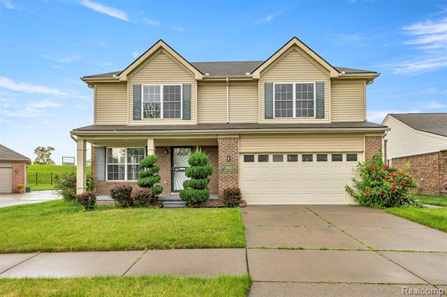 front view picture of 10913 Edlie Circle, Detroit, MI. 48214