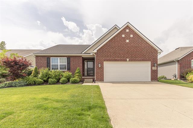 front view picture of 8946 Creekway Drive, Canton, MI. 48187