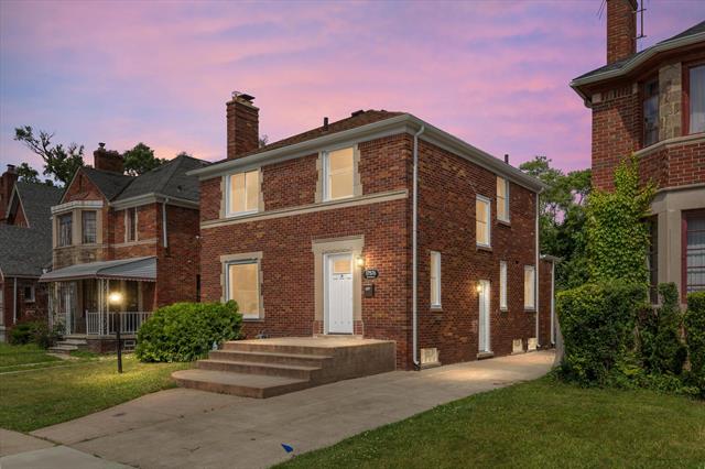 front view picture of 17576 Cherrylawn St Street, Detroit, MI. 48221