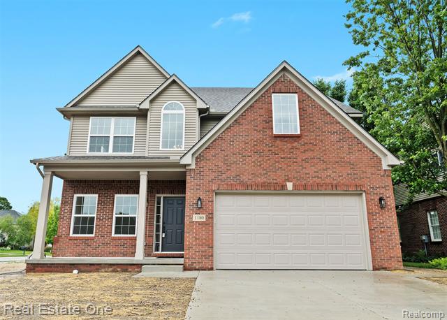 front view picture of 1180 Horseshoe Drive, South Lyon, MI. 48178