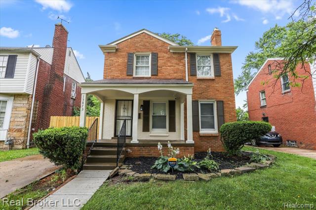 front view picture of 15873 Kentfield Street, Detroit, MI. 48223