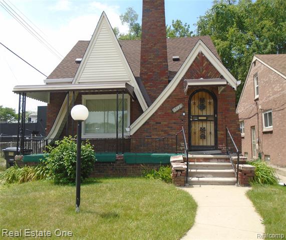 front view picture of 17127 Griggs Street, Detroit, MI. 48221