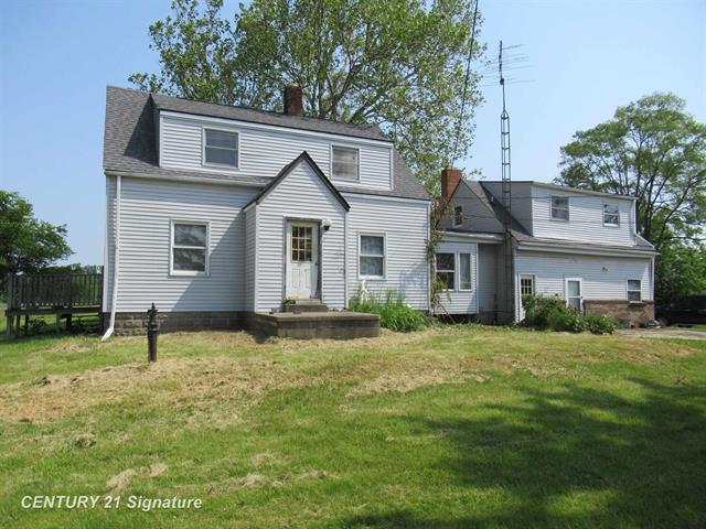 front view picture of 7300 Corunna Road, Swartz Creek, MI. 48473