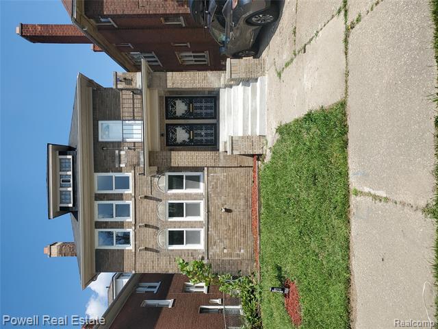 front view picture of 3330 Sturtevant Street, Detroit, MI. 48206