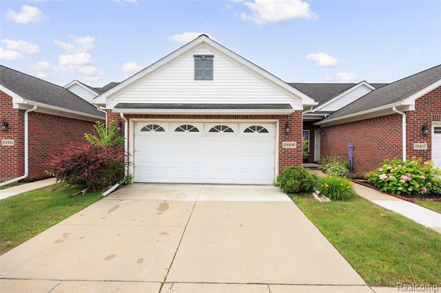 front view picture of 23395 Pinewood Drive, Taylor, MI. 48180
