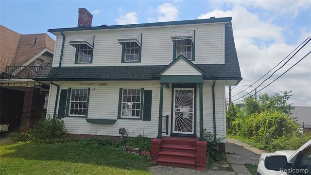 front view picture of 345 W Nevada Street, Highland Park, MI. 48203