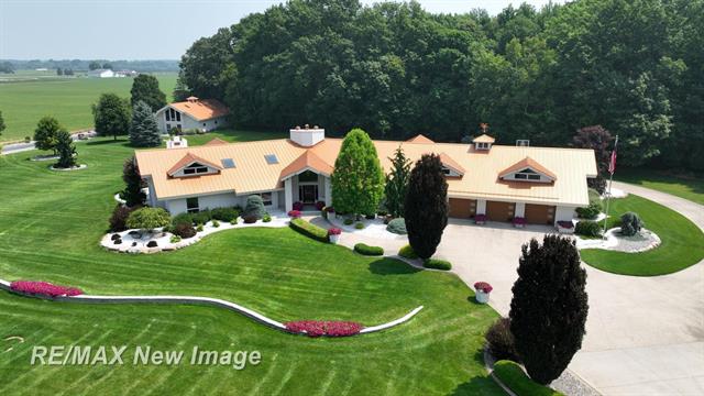 front view picture of 1134 N Graham Road, Saginaw, MI. 48609