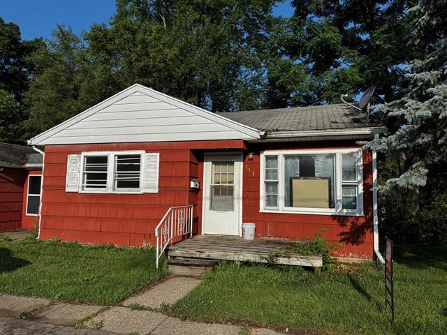 front view picture of 113 Rook Court, Battle Creek, MI. 49014